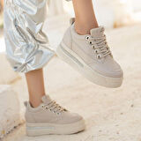 Ortopedik Topuk Dikenine Karşı Özel Üretim Gizli Topuklu Bağcıklı Spor Ayakkabı Cilt Bej Topuk Boyu 8 Cm