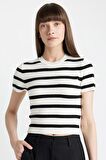 DeFacto Crop Bisiklet Yaka Çizgili Kısa Kollu Triko Kazak C8743AX24AUER105