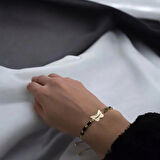 Zülfikar Temalı 14 Ayar Altın Plakalı Zincirli Kelebek Motifli Hediye Bileklik-343sembol-siyahtaş