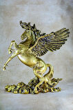 Özel Tasarım Pegasus At Gold Altın Heykel Biblo