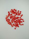 BONCUK PİRAMİT KIRMIZI 6MM