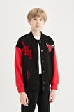 DeFacto Erkek Çocuk NBA Chicago Bulls Kolej Yaka Çıtçıt Kapamalı Sırt Baskılı Bomber Hırka D9556A825SPBK81