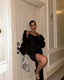 Siyah Yırtmaçlı Pulpayetli Elbise