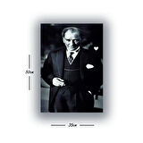 atatürk takım elbiseli baskılı kanvas duvar tablosu