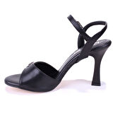 Dagoster DZA07-928420 Siyah Klasik Topuklu Kadın Ayakkabı