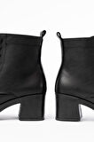 Siyah Bağcıklı Fermuarlı Kalın Topuklu Günlük Kadın Bot