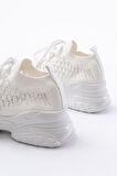 Beyaz Günlük Bağcıklı Fileli Taş Aksesuarlı Kadın Spor Ayakkabı