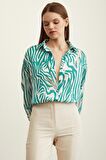 Zebra Desen V Yaka Saten Gömlek Yeşil