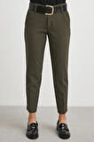 Kemerli Havuç Paça Pantolon Haki