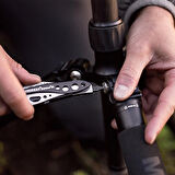 Skeletool CX Black & Silver
