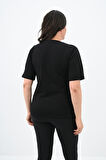 Kadın Büyük Beden Çiçek Tutan El Baskılı T-Shirt 1574-23