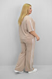 Kadın Büyük Beden Şerit ve Bel Büzgü Detaylı Kısa Kollu Eşofman Takımı 8197-25