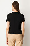 On Kadın Sıfır Yaka Kısa Kol Basic Bluz 61334 Siyah
