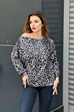 Kayık Yaka Leopar Desenli Bluz