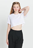Standart Fit Normal Kesim %100 Pamuk Bisiklet Yaka Crop Tişört