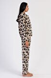 Kadın Uzun Kol Polar Önden Düğmeli Leopar Bej  Pijama Takım C7T6N0O304