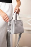 El Cantasi KADIN EL VE OMUZ CANTASI YENI SEZON EBAT: BOY 18 CM EN 25 CM GRI Just Polo JPM2203
