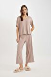 DeFacto Regular Fit V Yaka Casual Kısa Kollu Pijama Üstü-Fall in Love B6181AX24SPBN502