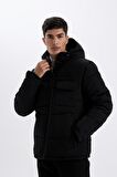 Slim Fit Dar Kesim Kapüşonlu Fermuarlı Mont