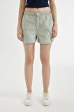 DeFacto Coool %100 Pamuk Regular Fit Normal Bel Kısa Paça Gabardin Şort A3688AX24HSGN1128
