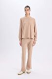 DeFacto Pijama Takımı Regular Fit Basic Düz Uzun Kollu Üst Geniş Bol Paça Alt-Fall in Love D2259AX24WNBG400