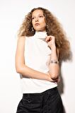 DeFacto Regular Fit Balıkçı Yaka Kolsuz Basic Düz Triko Kazak U8250AZ24AUER99
