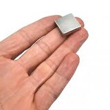NEODYUM MIKNATIS 20X20X5 MM 5 ADET