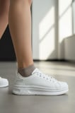 Enoch Kadın Yanları Nokta Perforeli Kontrast Topuk Parçalı Ortopedik Kalın Platform Taban Sneakers Spor Ayakkabı