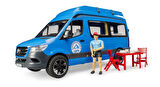 Bruder MB Sprinter Karavan, Aksesuarlar ve Sürücüsü BR02684