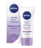 Nivea Essentials 24h Hassas Ciltler İçin Su Bazlı Yağsız SPF15 Nemlendirici Yüz Bakım Kremi 50 ml