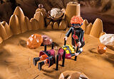 Playmobil Naruto Shippuden 70667 Naruto vs Pain, Krater Taban Plakası ve Dev Kurbağa Gamakichi ile Heyecan verici Düello, 5 Yaş ve Üzeri Çocuklar İçin Oyuncak