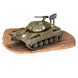 Revell Maket Model Kit M24 Chaffee 03323