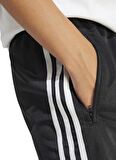 adidas Siyah Kadın Şort IU2425 FIREBIRD