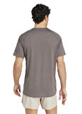 Kahve Erkek Yuvarlak Yaka Normal Kalıp T-Shirt IV9952 OTR E 3S TEE