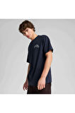 GRAPHICS Hotel Relaxed Tee