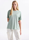 Puma 68951422 TRAINING Relaxed Tee Green Yeşil Yuvarlak Yaka Regular Fit Düz Kadın T-Shirt