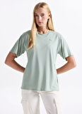 Puma 68951422 TRAINING Relaxed Tee Green Yeşil Yuvarlak Yaka Regular Fit Düz Kadın T-Shirt