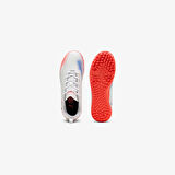 Puma Future 8 Play Tt Çocuk Beyaz Halı Saha Kramponu