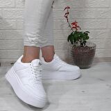 Lee Cooper 31100 Beyaz 5 cm Kalın Tabanlı Bayan Spor Ayakkabı