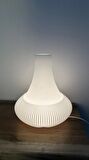 Masa Lambası 8- Modern Gece Lambası Abajur Beyaz, Dekoratif ve Hediyelik (17cm, LED’li)