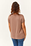 Kadın Büyük Beden V Yaka Basic Kısa Kollu Vizon T-Shirt