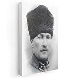 Kalpaklı Komutan - Beyaz Fonda Portre Kanvas Tablo