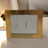 Modern Çizgili Metal Fotoğraf Çerçevesi Gold Renk 13x18