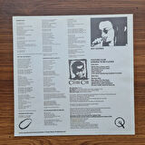 Culture Club – Kissing To Be Clever