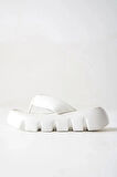Kadın Tokyo Beyaz Kalın Tabanlı Parmak Arası Terlik