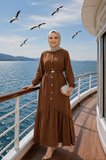 Kadın Düğmeli Kemerli Çilek Kumaş Kahverengi  Elbise