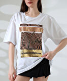 Kahve/Gold Varak Baskılı İmza Desen Hafif Oversized Regular Tişört