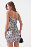 Kadın Siyah/Beyaz Leopar Desen İnce Askılı Likralı Mini V Yaka Slim Fit Elbise