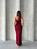 Krinkıl Kumaş Bordo Hafif Dekolteli Tek Omuz Uzun Şık Davet/Kolteyl Elbisesi