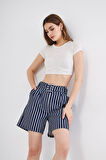 Pasaklı Giyim Kadın Gabardin Kumaş Cepli Kemerli Tokalı Çizgili  Kısa Şort 3562210